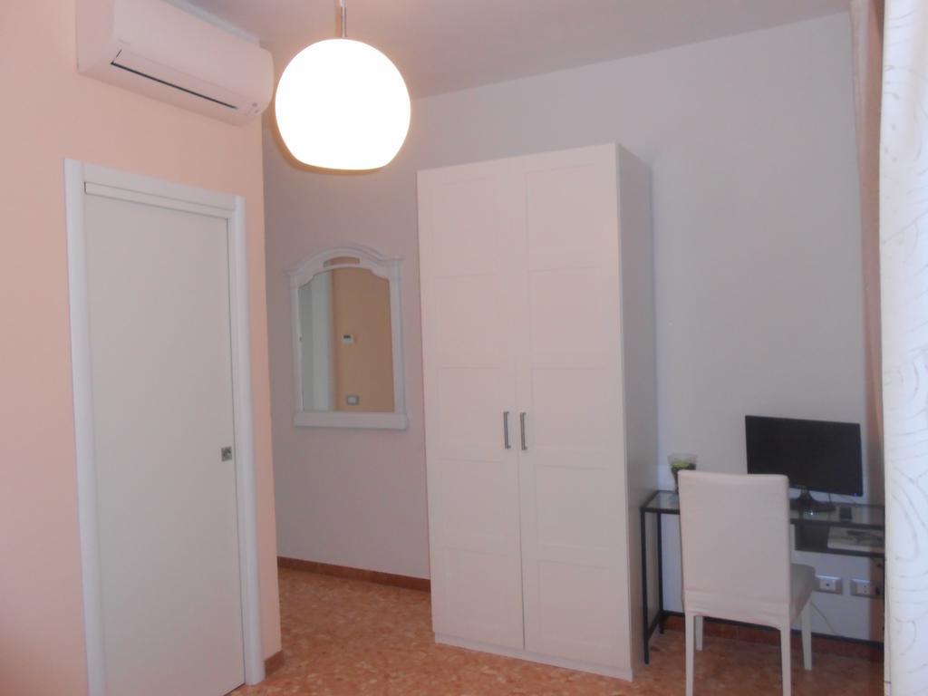 Gino'S House Hotel Pisa Exterior photo